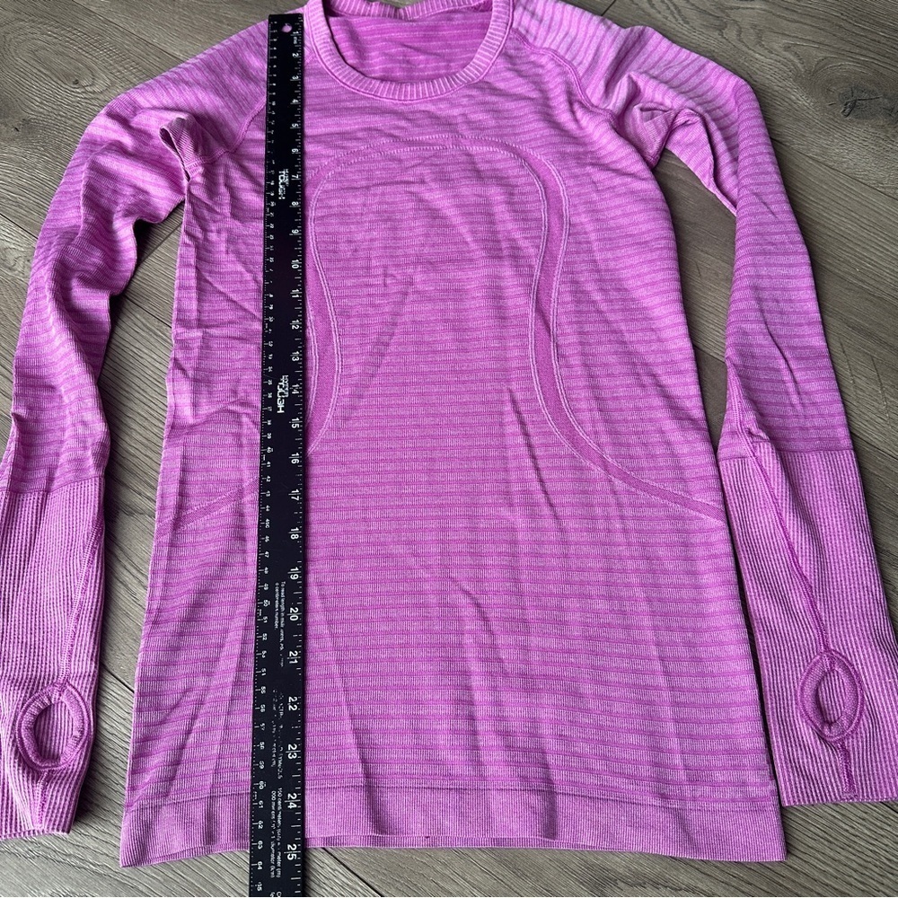 Lululemon Swiftly Tech Long Sleeve sweatshirt Crew Heathered Ultra Violet purple - Picture 8 of 8
